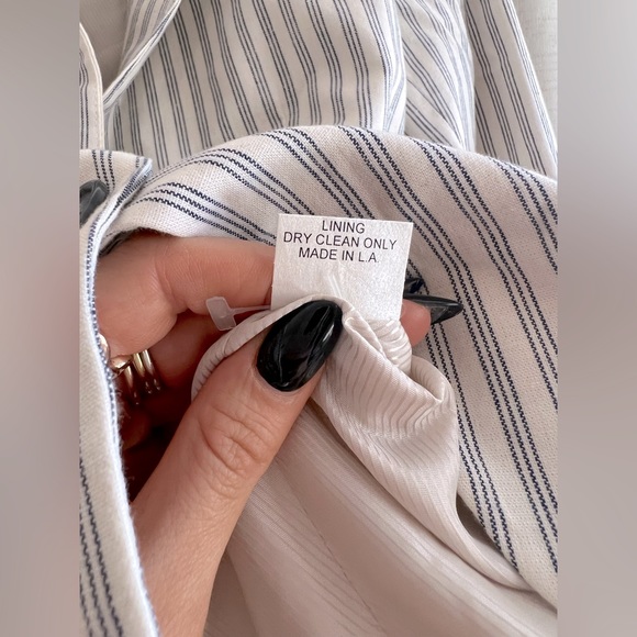 Ron Herman shrunken blazer pin stripe sz 4. Worn once no defects. - Picture 9 of 9